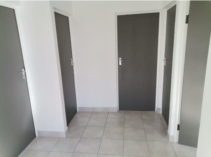 To Let 1 Bedroom Property for Rent in Idasvallei Western Cape